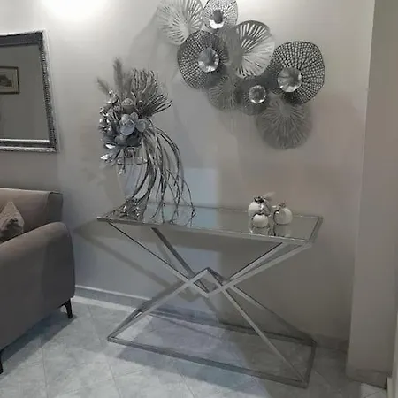 Apartment Maison De Luxx , A11 Center Larissa