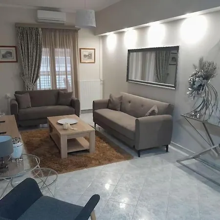 Maison De Luxx , A11 Center Apartment